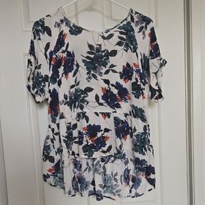 Lush Flutter Sleeve Hi-Lo Peplum Blouse